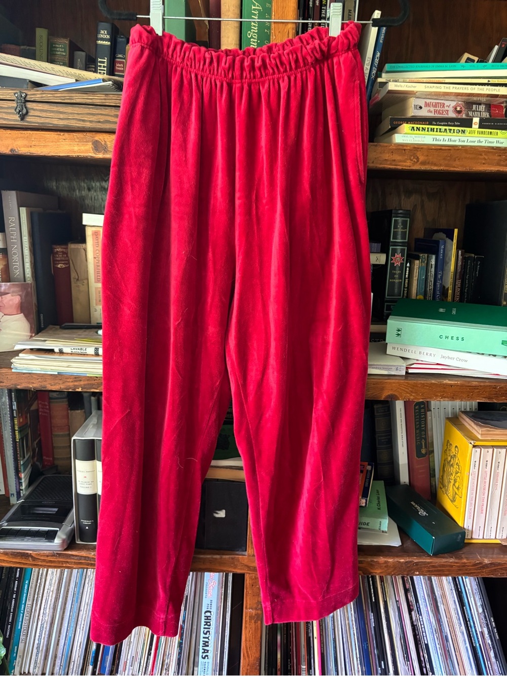 Jaclyn Smith Red Wide-Leg Velvet Pants